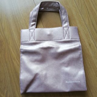 クツシタヤ(靴下屋)の【新品】靴下屋　ピンクゴールド　ランチバッグ(弁当用品)