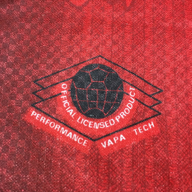 マンチェスターユナイテッド　ユニフォーム　レプリカシャツ　SHARP スポーツ/アウトドアのサッカー/フットサル(ウェア)の商品写真