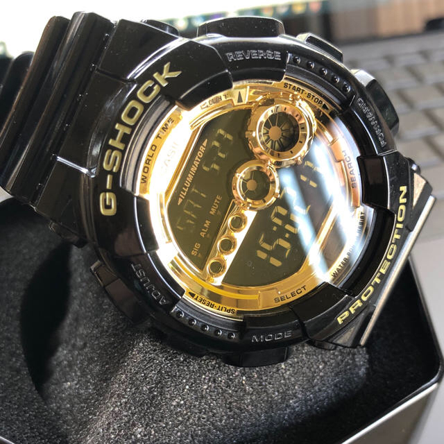 CASIO(カシオ)のほぼ未使用 G-SHOCK gd-100gb メンズの時計(腕時計(デジタル))の商品写真