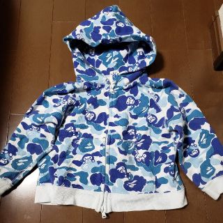 アベイシングエイプ(A BATHING APE)のAPEキッズパーカー(ジャケット/上着)