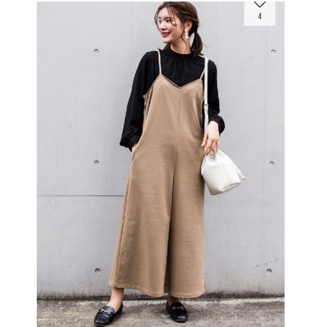 GU(ジーユー)のGU カットソーサロペット brown L レディースのパンツ(サロペット/オーバーオール)の商品写真