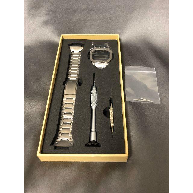 ☆新品 Gショック DW-5600E 銀 エイジドメタル ベゼルベルトキット