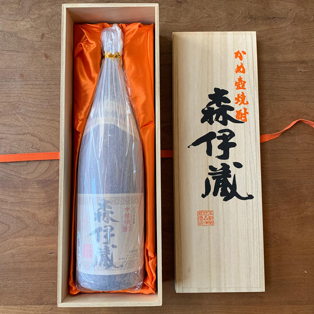 森伊蔵 1,800ml 木箱付 - 焼酎