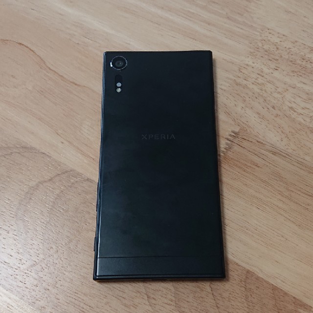 XPERIA XZs dual SIMフリー 1