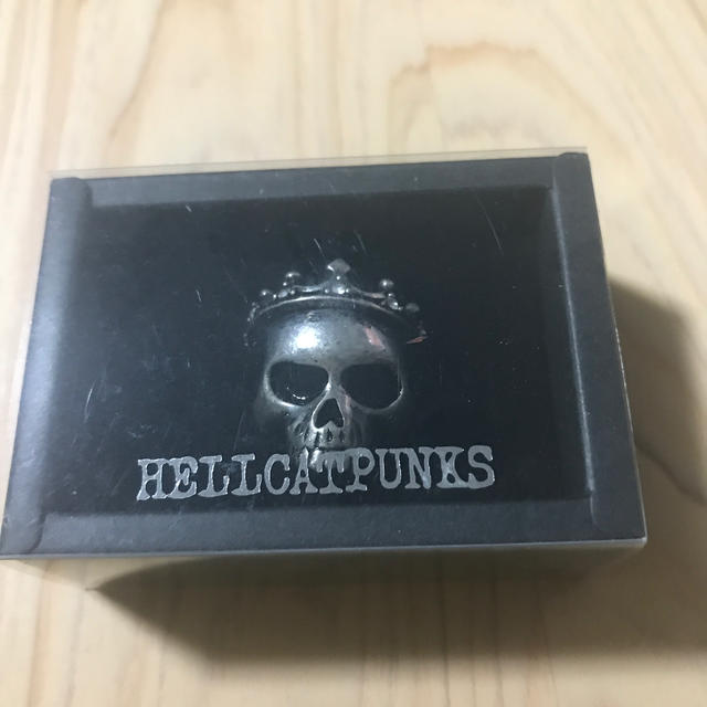 HELLCATPUNKS(ヘルキャットパンクス)のHELLCATPUNKS スカルリング 15号　シルバー　ヘルキャットパンクス レディースのアクセサリー(リング(指輪))の商品写真