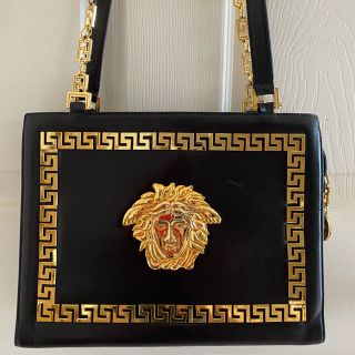 ジャンニヴェルサーチ(Gianni Versace)のジャンニヴェルサーチ　ショルダーバック　値下げしました(ショルダーバッグ)