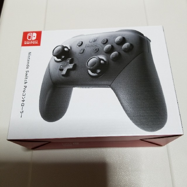 新品未開封・Nintendo Switch Proコントローラー