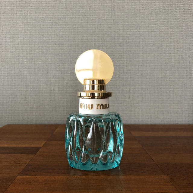 miumiu(ミュウミュウ)のミュウミュウ MIU MIU ローブルー 30ml コスメ/美容の香水(香水(女性用))の商品写真