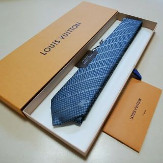 ルイヴィトン(LOUIS VUITTON)の新品未使用　★ルイヴィトン　エク　プチダミエストライプネクタイ　ブルー　8cm幅(ネクタイ)