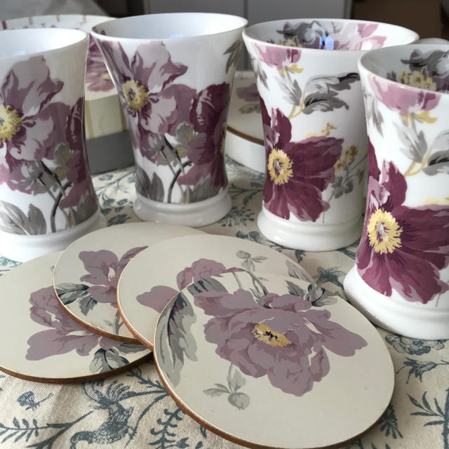 LAURA ASHLEY - 〈専用です〉ローラアシュレイ　マグカップ他
