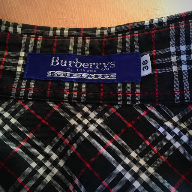 BURBERRY BLUE LABEL(バーバリーブルーレーベル)のBurberryブルーレーベル 綿シャツ 38サイズ レディースのトップス(シャツ/ブラウス(長袖/七分))の商品写真