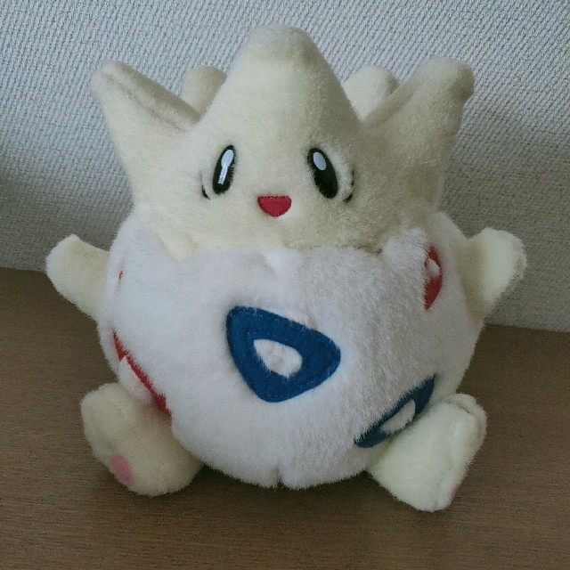 ポケモン(ポケモン)の★トゲピーが鳴くぬいぐるみ エンタメ/ホビーのおもちゃ/ぬいぐるみ(ぬいぐるみ)の商品写真