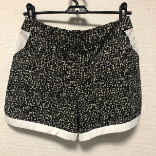 フェリシモ(FELISSIMO)のショートパンツ　フェリシモ　Mサイズ　美品(ショートパンツ)