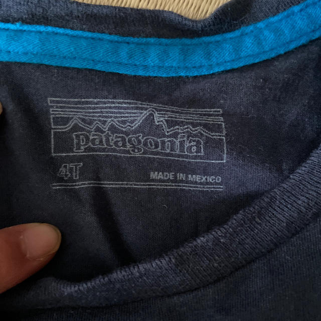 patagonia(パタゴニア)のパタゴニア　110 Tシャツ　ギター キッズ/ベビー/マタニティのキッズ服男の子用(90cm~)(Tシャツ/カットソー)の商品写真