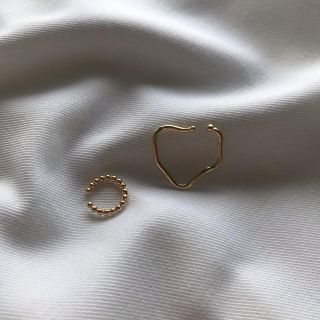 ザラ(ZARA)のゴールド　ウェーブイヤーカフセット(イヤーカフ)