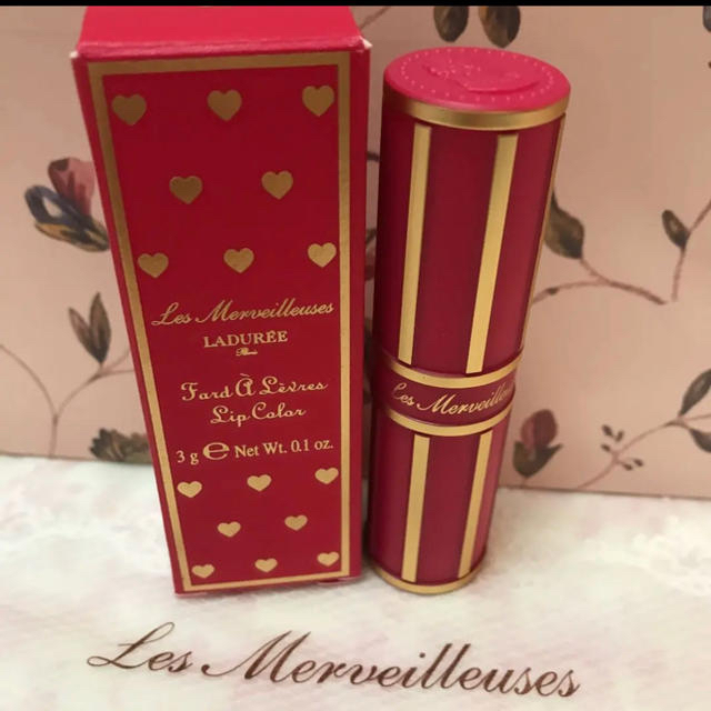 LADUREE(ラデュレ)の値下げしました::ラデュレ　口紅　105番 コスメ/美容のベースメイク/化粧品(口紅)の商品写真