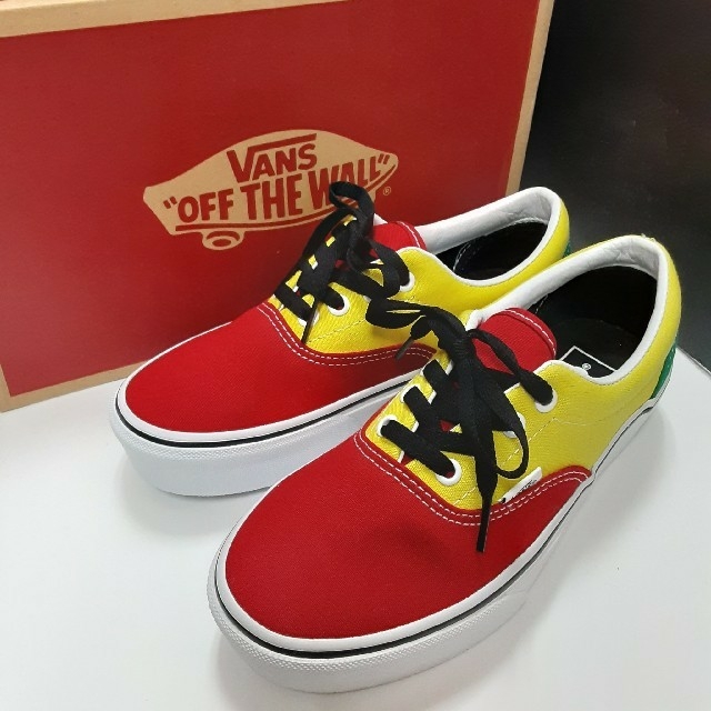 VANS(ヴァンズ)の最値定価7150円!新品!バンズ エラ プラットフォーム スニーカー 23.5 レディースの靴/シューズ(スニーカー)の商品写真