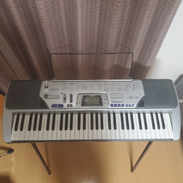 CASIO(カシオ)の【最終値下げ価格】CASIOキーボード(CTK496)専用スタンド付き 楽器の鍵盤楽器(キーボード/シンセサイザー)の商品写真