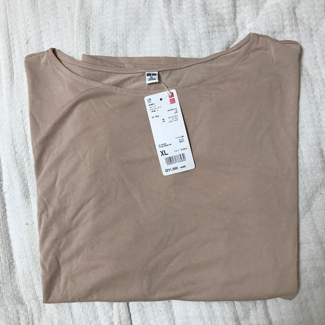 UNIQLO(ユニクロ)のユニクロ、ドレープクルーネックT レディースのトップス(Tシャツ(半袖/袖なし))の商品写真