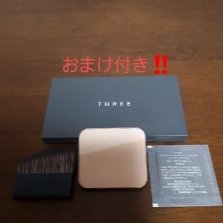 スリー(THREE)のTHREE　パウダーファンデーション　102(ファンデーション)