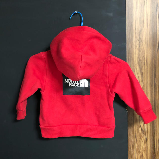 THE NORTH FACE(ザノースフェイス)のノースフェイス　キッズ　パーカー  100 キッズ/ベビー/マタニティのキッズ服男の子用(90cm~)(ジャケット/上着)の商品写真