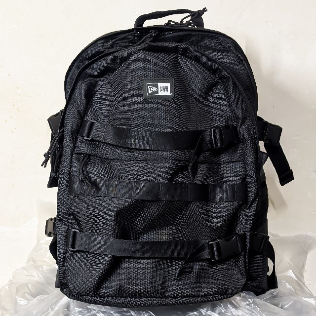 NEW ERA(ニューエラー)の中古「NEW ERA Carrier Pack」【35L】【11404494】 メンズのバッグ(バッグパック/リュック)の商品写真