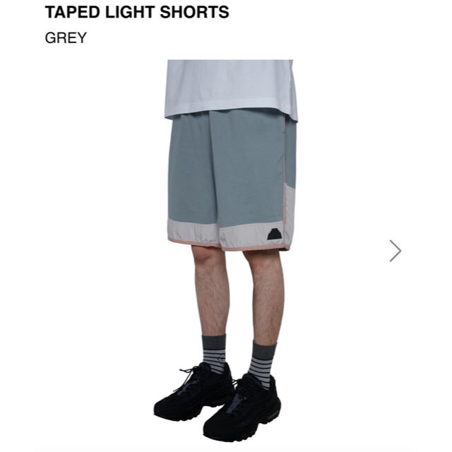 BEAMS(ビームス)のc.e. cavempt taped light shorts XL メンズのパンツ(ショートパンツ)の商品写真