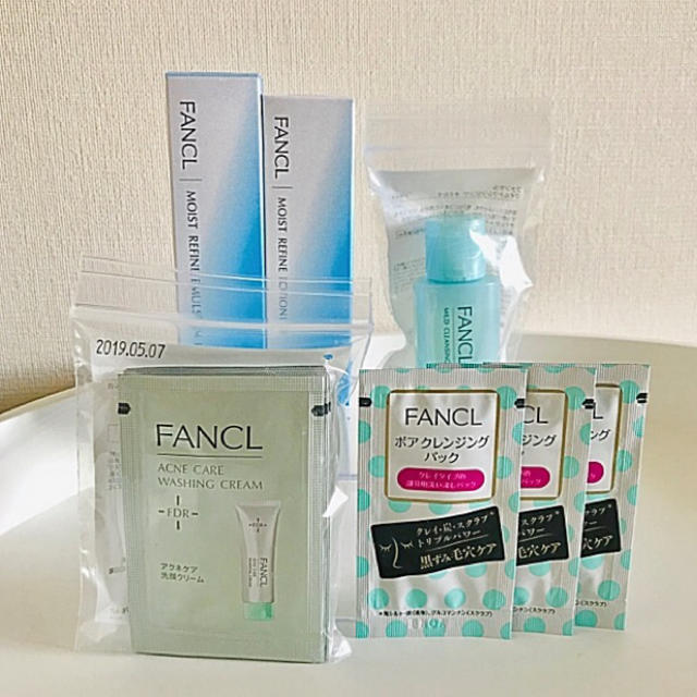 FANCL(ファンケル)の【ファンケル】無添加モイストリファインうるおい毛穴ケアキット コスメ/美容のキット/セット(サンプル/トライアルキット)の商品写真