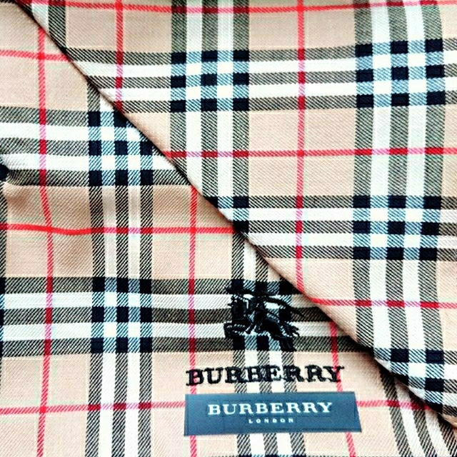 BURBERRY(バーバリー)のBURBERRY バーバリー ハンカチ 2枚セット メンズのファッション小物(ハンカチ/ポケットチーフ)の商品写真