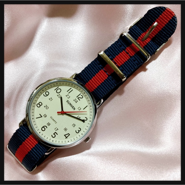 ꒰未使用꒱腕時計 カジュアル スポーティー トリコロールカラー男女兼用  赤紺色
