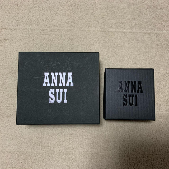 ANNA SUI(アナスイ)の美品☆ アナスイ のギフトボックス(中)＆アクセボックス2個セット インテリア/住まい/日用品のオフィス用品(ラッピング/包装)の商品写真