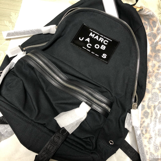 MARC JACOBS(マークジェイコブス)のいちごん様専用❤️MARC JACOBS マークジェイコブス　リュック  レディースのバッグ(リュック/バックパック)の商品写真