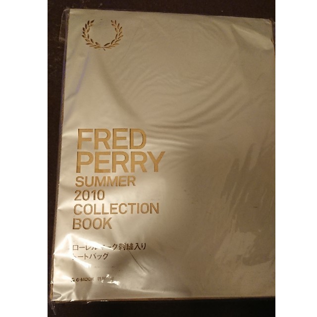 FRED PERRY(フレッドペリー)のFRED PERRY トートバッグ 雑誌付録 レディースのバッグ(トートバッグ)の商品写真