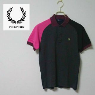 フレッドペリー(FRED PERRY)の【美品】フレッドペリー ワンポイント刺繍ロゴ入り半袖ポロシャツ(ポロシャツ)