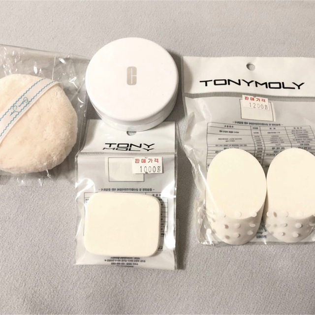 TONY MOLY(トニーモリー)の【まとめ売り】パフ スポンジ 　未使用品 コスメ/美容のメイク道具/ケアグッズ(パフ・スポンジ)の商品写真