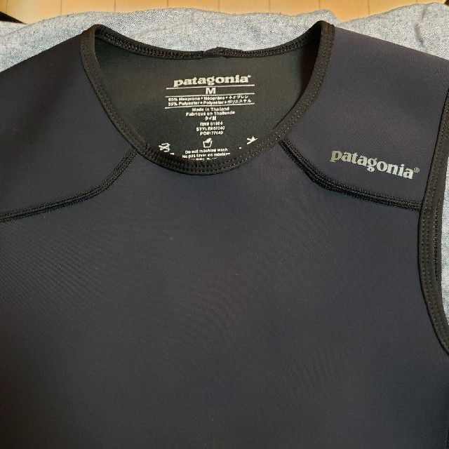 patagonia(パタゴニア)のパタゴニアサーフベスト スポーツ/アウトドアのスポーツ/アウトドア その他(サーフィン)の商品写真