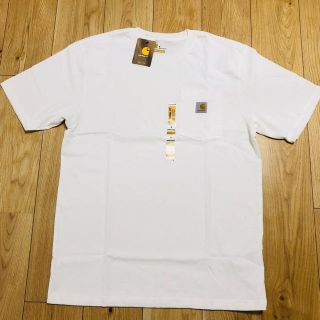 カーハート(carhartt)の【新品】【品薄】カーハート　白　tシャツ  Sサイズ(Tシャツ/カットソー(半袖/袖なし))