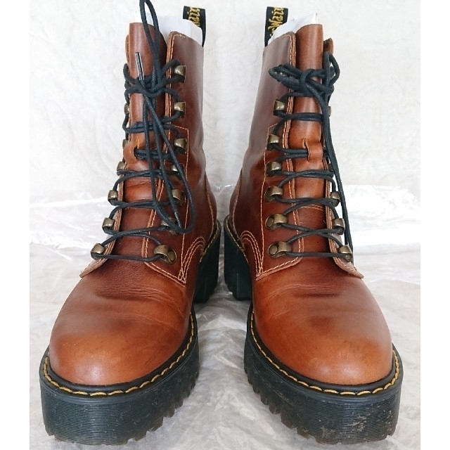 Dr. Martens LEONA ブーツレディース