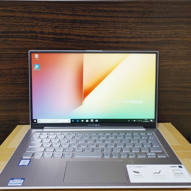 ASUS - 【SSD256GB】VivoBook S13 i5-8250U【メモリ8GB】の通販 by ご ...