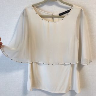 ザラ(ZARA)のザラ　エレガントドレープ　トップス(シャツ/ブラウス(半袖/袖なし))