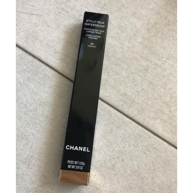 CHANEL(シャネル)の《CHANEL》スティロユー 85グルナ 新品く コスメ/美容のベースメイク/化粧品(アイライナー)の商品写真