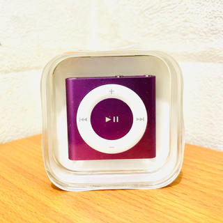 アップル(Apple)の【未開封】iPod shuffle 2GB パープル(ポータブルプレーヤー)