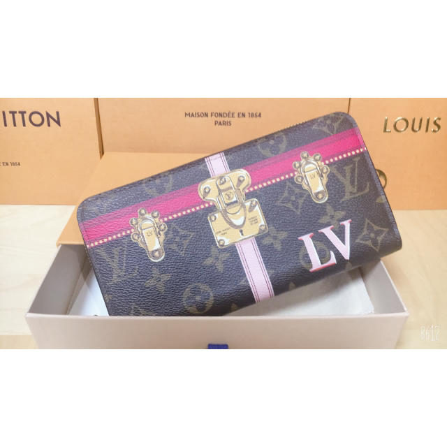 LOUIS VUITTON(ルイヴィトン)の⭐︎ルイヴィトン⭐︎ 限定 2018 サマートランク ジッピーウォレット 長財布 レディースのファッション小物(財布)の商品写真