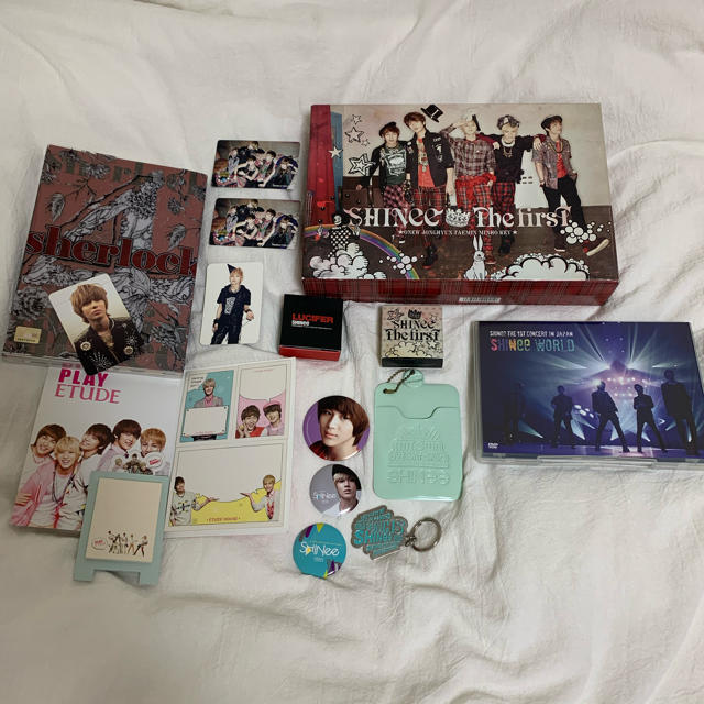 SHINee(シャイニー)のSHINee公式グッズ CD・DVD正規品 エンタメ/ホビーのタレントグッズ(アイドルグッズ)の商品写真