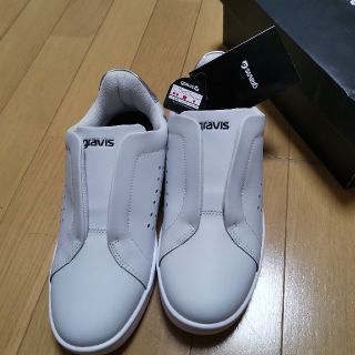 グラビス(gravis)のgravis白スニーカー新品(スニーカー)