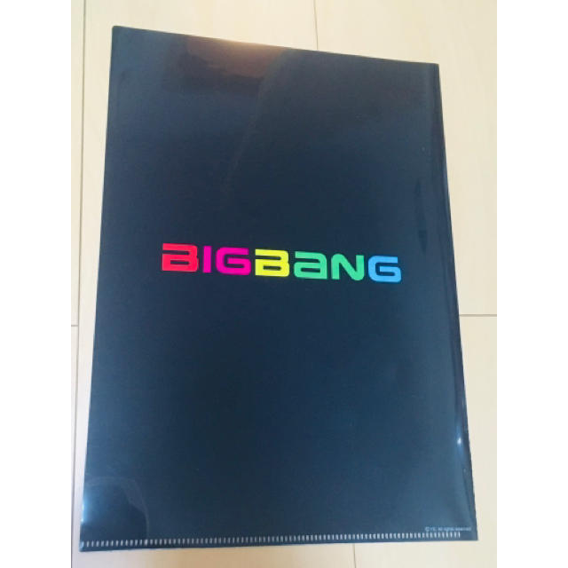 BIGBANG(ビッグバン)のBIGBANGクリアファイル エンタメ/ホビーのタレントグッズ(アイドルグッズ)の商品写真