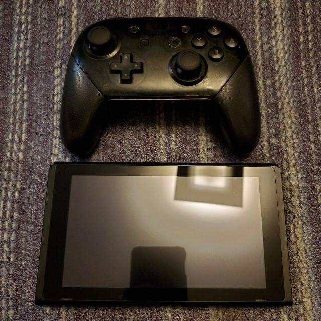 Nintendo 任天堂 Switch スイッチ プロコントローラー