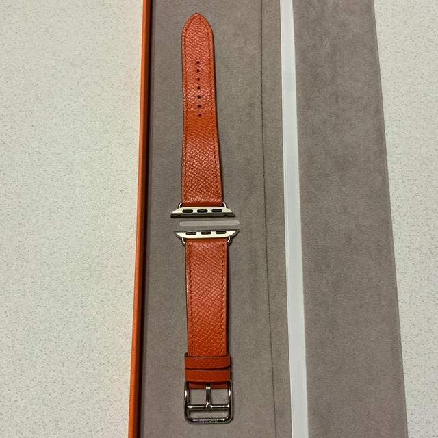 Hermes(エルメス)の(専用商品) Apple Watch 40mm エルメス レザー バンド メンズの時計(レザーベルト)の商品写真