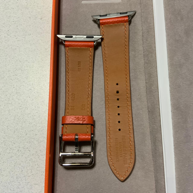 Hermes(エルメス)の(専用商品) Apple Watch 40mm エルメス レザー バンド メンズの時計(レザーベルト)の商品写真