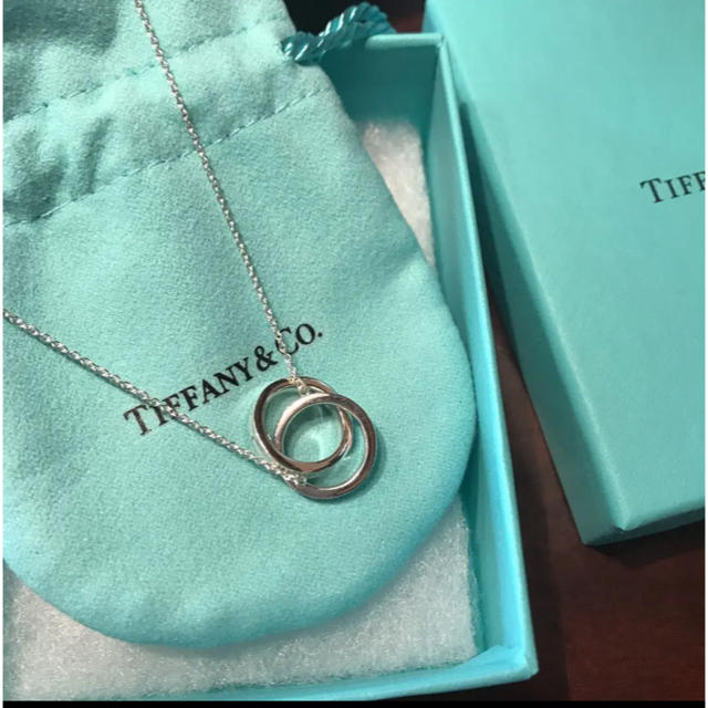 インターロッキング サークル ペンダント　Tiffany